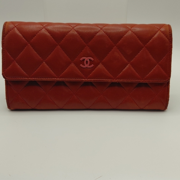 CHANEL Red Pink Quilted Matelasse Lambskin Long Wallet - Picture 2 of 16
